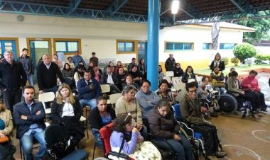 Região de Itararé recebe doação de cadeiras de rodas