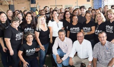 Alckmin assina Convênio da Educação com nove APAES