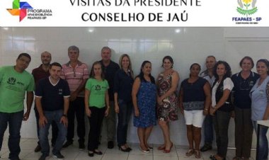 Presidente da FEAPAES-SP visita Conselho de Jaú