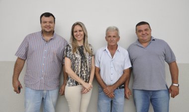 Presidente da APAE de Taiaçu e autoridades visitam a sede da FEAPAES-SP
