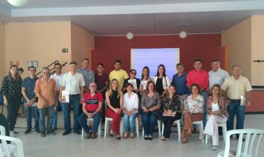 PRESIDENTE DA FEAPAES/SP VISITA APAES
