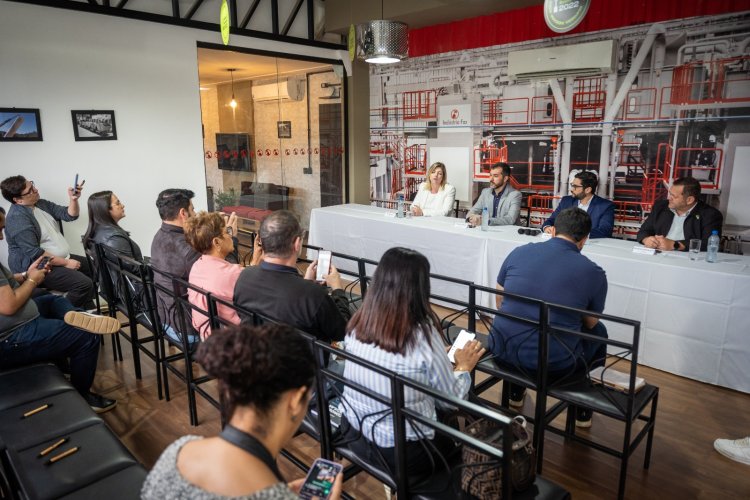 FEAPAES-SP Coletiva de imprensa em 02/10, marca lançamento oficial do Eletro Solidário + APAE, parceria da Indústria FOX com a FEAPAES-SP.