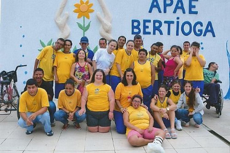 Lei autoriza aumento de 75% do repasse municipal à APAE de Bertioga