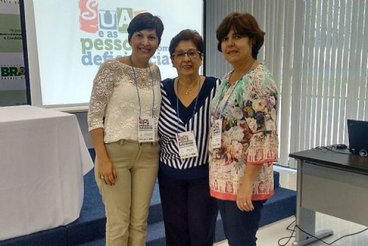 Coordenadoras da FEAPAES-SP participam de encontro do SUAS em Brasília