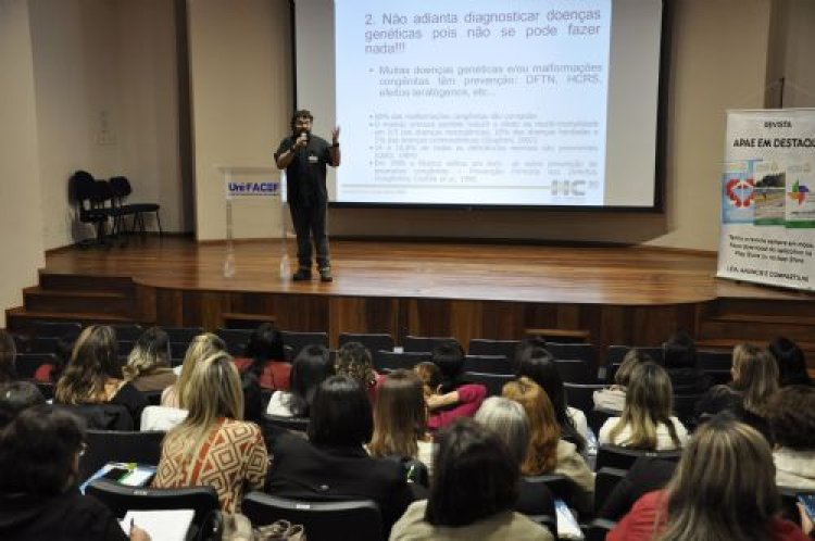 Palestra destaca importância da prevenção de deficiências