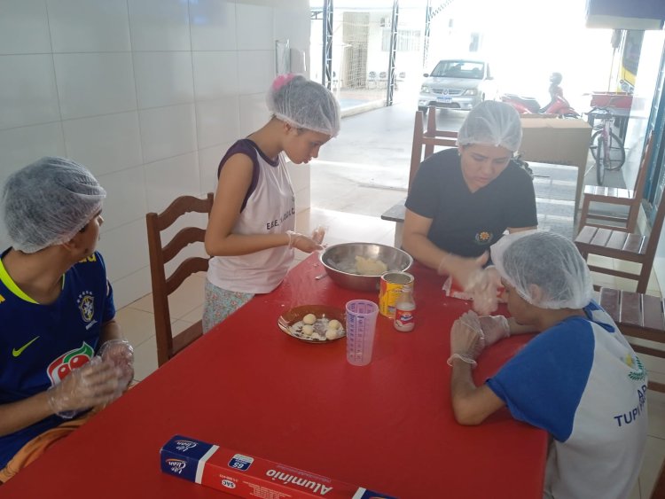 Projeto de Páscoa na APAE de Tupi Paulista