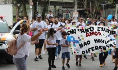 Caminhada conscientização do Autismo na APAE de Jandira