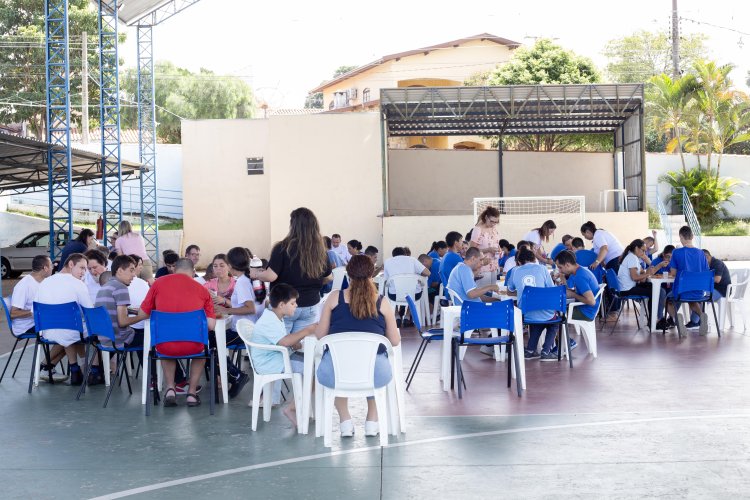 Dia Mundial de Conscientização do Autismo marcado pela integração entre APAE Iperó e APAE Boituva