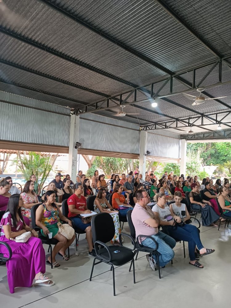 APAE de Mirassol realiza workshop Além dos rótulos