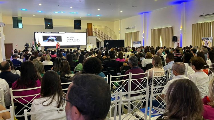 FEAPAES-SP Celebra Evento Histórico com Lançamento do Colégio de Líderes e Palestras Inspiradoras