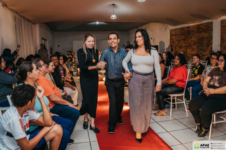 2° Desfile de Inverno da Apae de Cruzeiro