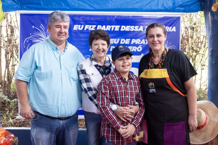 Festa junina da APAE de Iperó com participação da APAE de Boituva