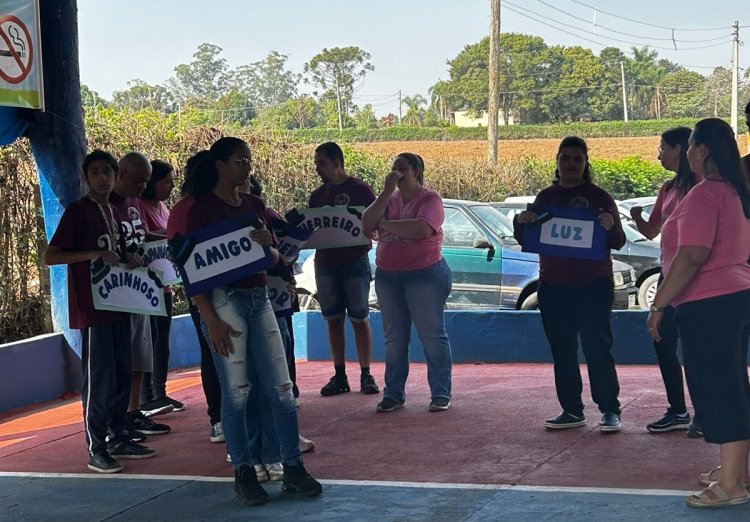 APAE de Iperó celebram dia dos pais