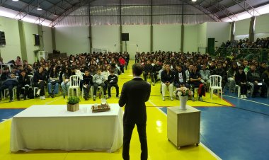 Palestra "Combate e Prevenção ao Bullying" finaliza a Semana Nacional da Pessoa com Deficiência na APAE de Andradina