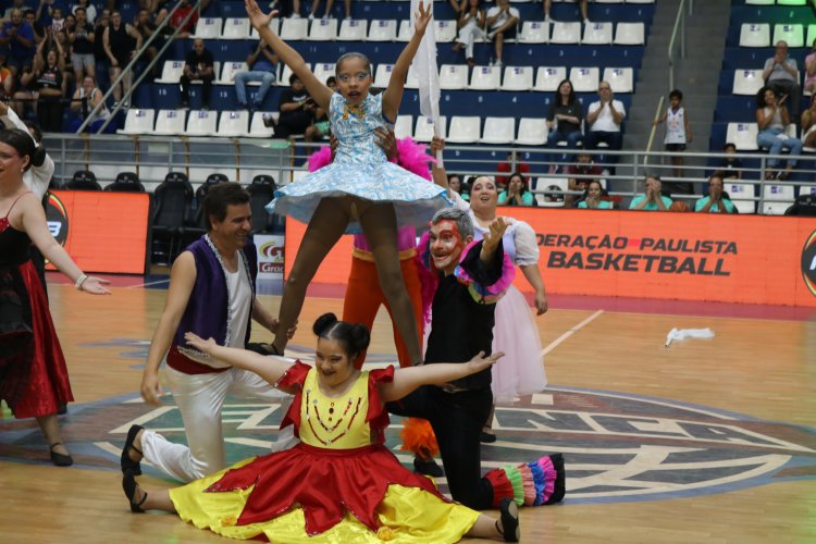 Sesi Franca Basquete e FEAPAES-SP promovem ação e jogo de exibição pelo Setembro Verde