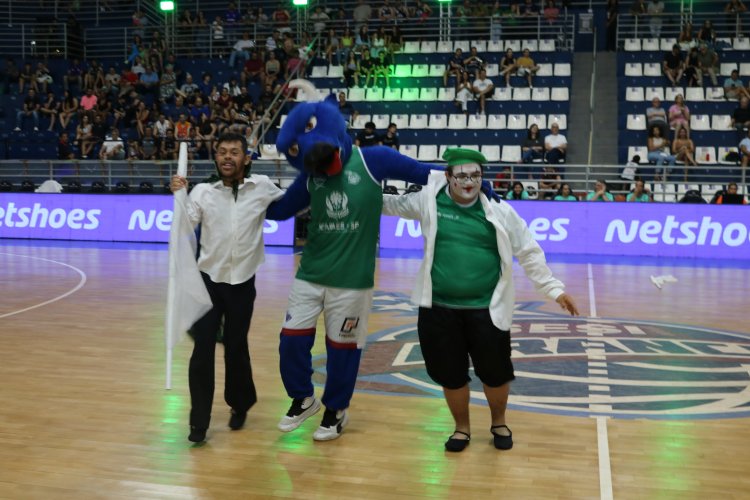 Sesi Franca Basquete e FEAPAES-SP promovem ação e jogo de exibição pelo Setembro Verde