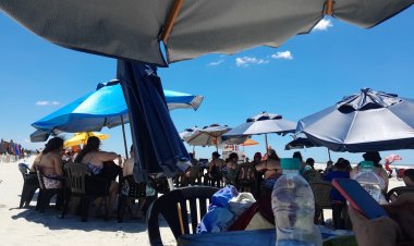 APAE Iperó realiza passeio de final de ano