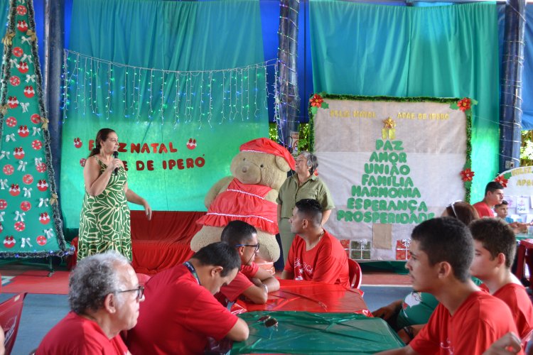 Natal na APAE IPERÓ