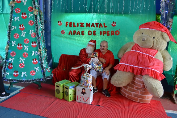 Natal na APAE IPERÓ