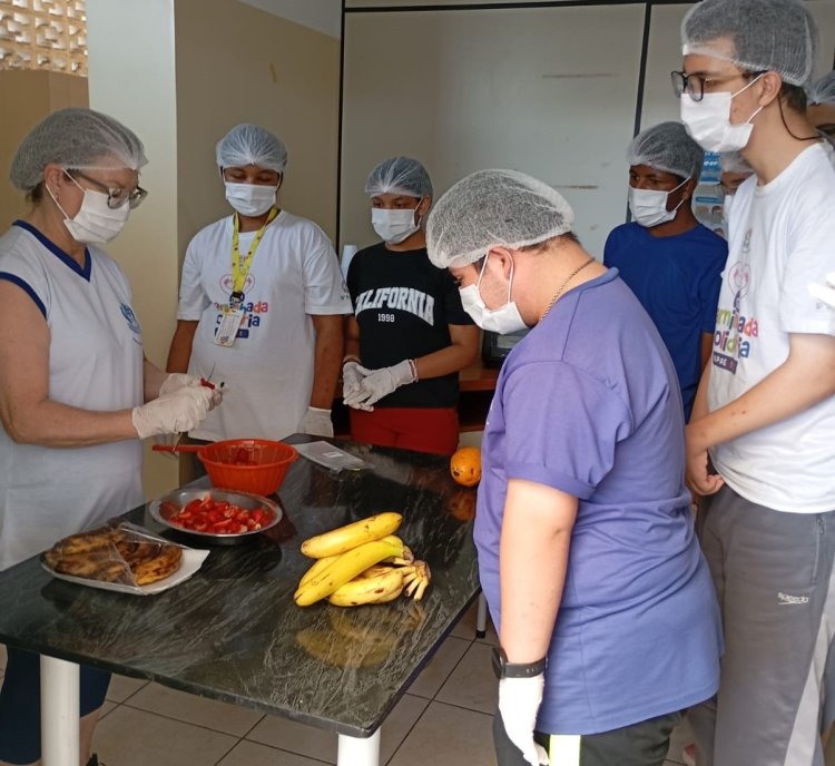 Alunos do Socioeducacional da APAE de Mogi das Cruzes participam do projeto “Alimentação Saudável Sazonal”