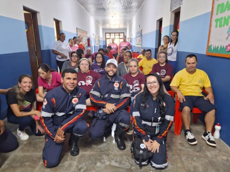 Visita do SAMU à APAE de Iperó