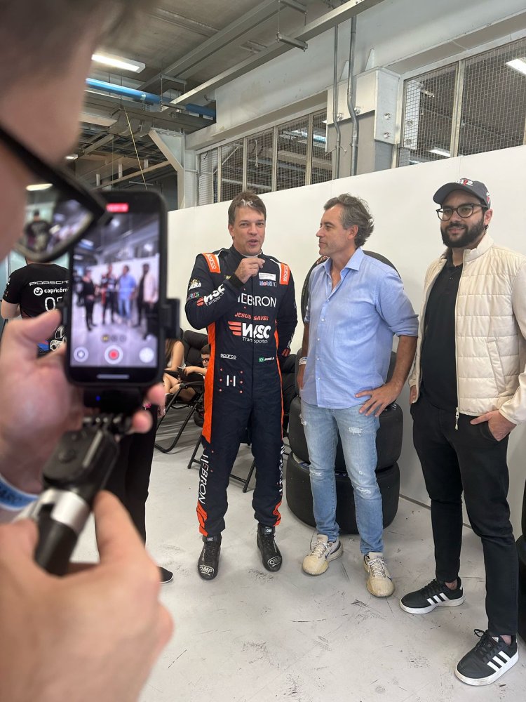 FEAPAES-SP e Instituto Iguais promovem ação de inclusão na Porsche Cup Brasil