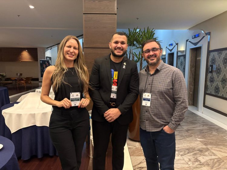 FEAPAES-SP marca presença em importante reunião na APAE Brasil