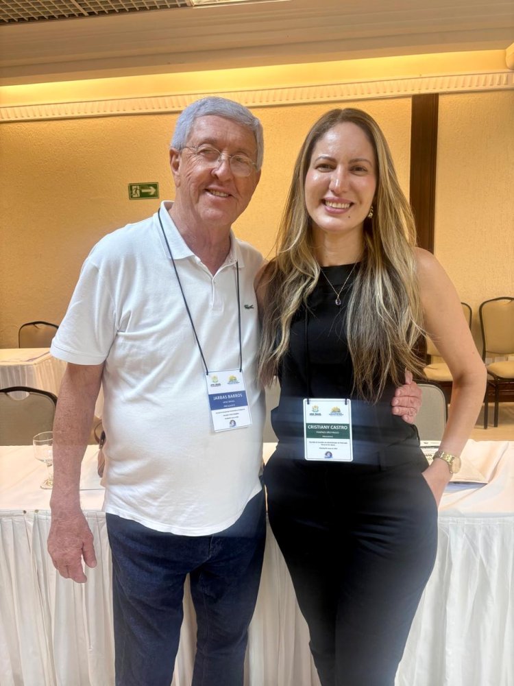 FEAPAES-SP marca presença em importante reunião na APAE Brasil