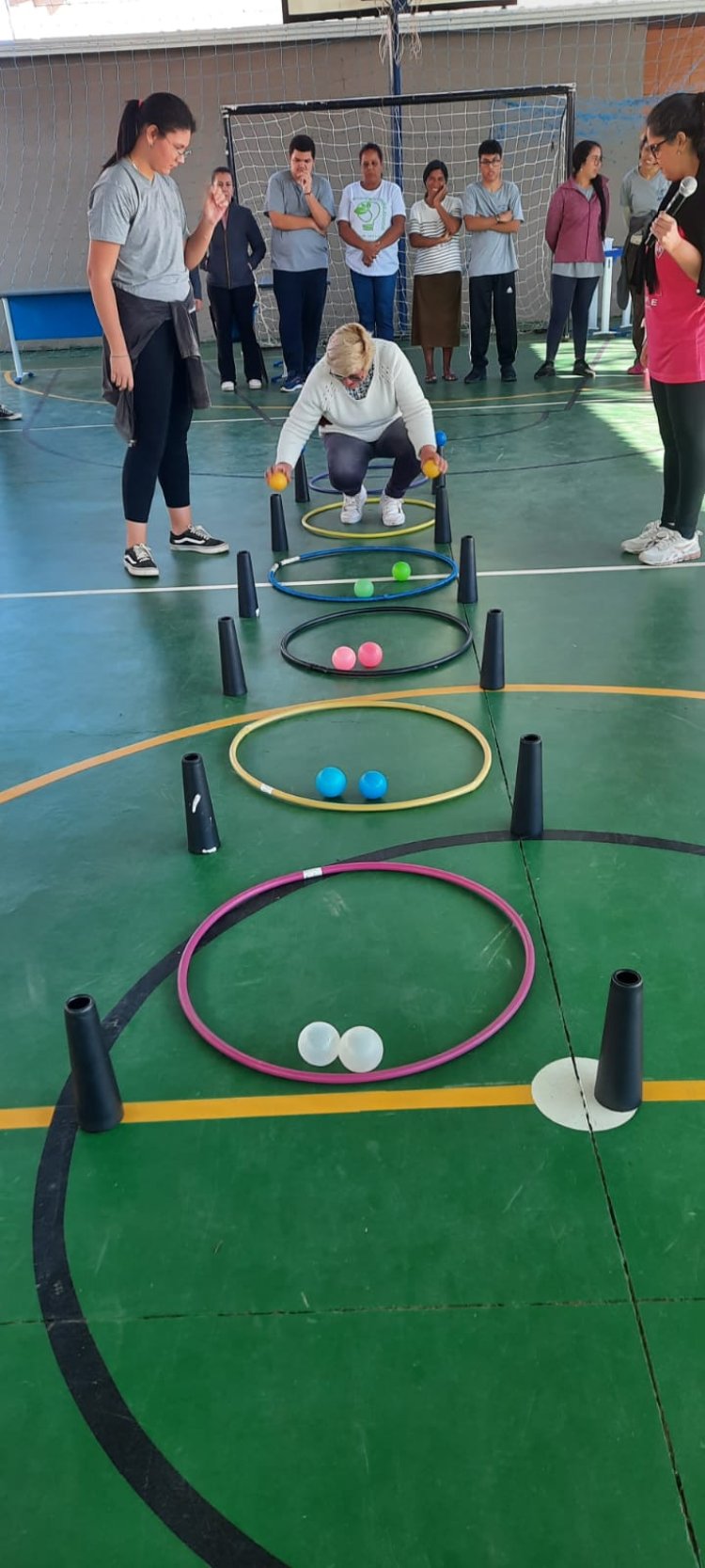Celebrando o dia da família na escola