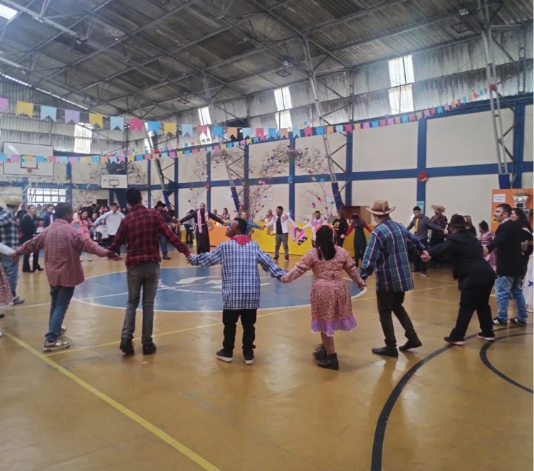 Arraiá da APAE de Mogi das Cruzes emociona com apresentações e protagonismo dos atendidos