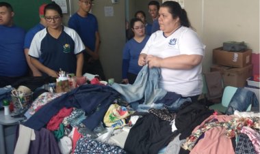 Projeto “Escola & Empresa” promove vivência empreendedora com brechó solidário em sala de aula