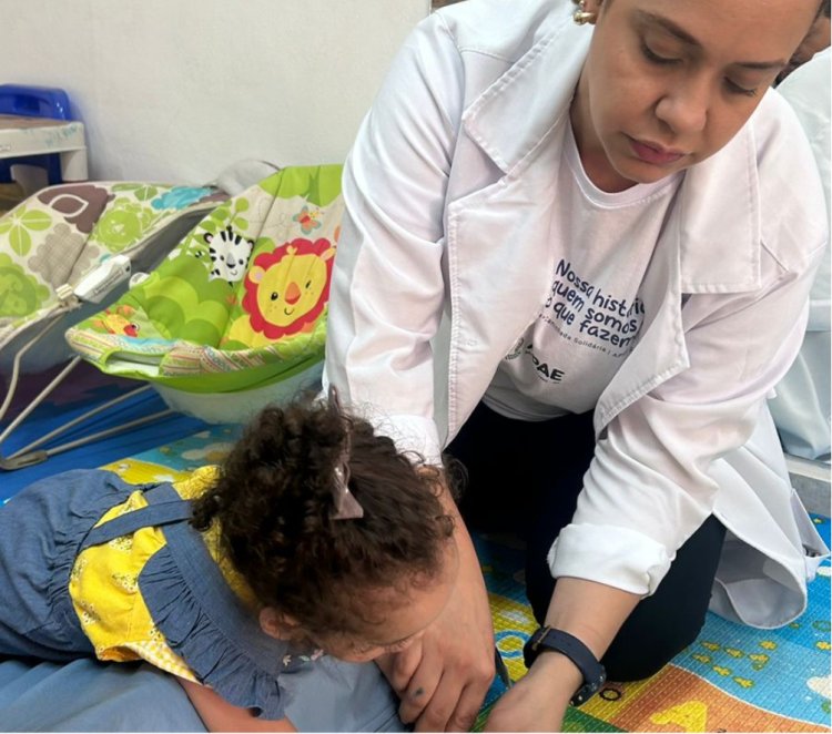 APAE de Mogi oferece apoio especializado para crianças com atraso no desenvolvimento