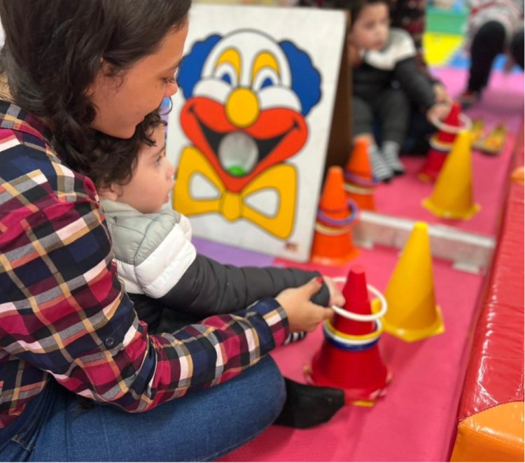 APAE de Mogi oferece apoio especializado para crianças com atraso no desenvolvimento