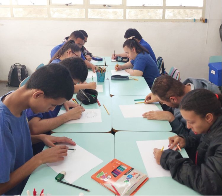 Alunos da APAE de Mogi das Cruzes participam do 14º Concurso de Desenho e Redação da CGU