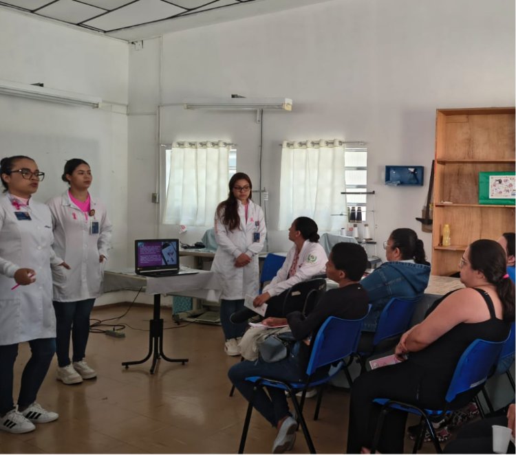 Palestra sobre câncer de colo de útero marca abertura do Outubro Rosa na APAE de Mogi das Cruzes