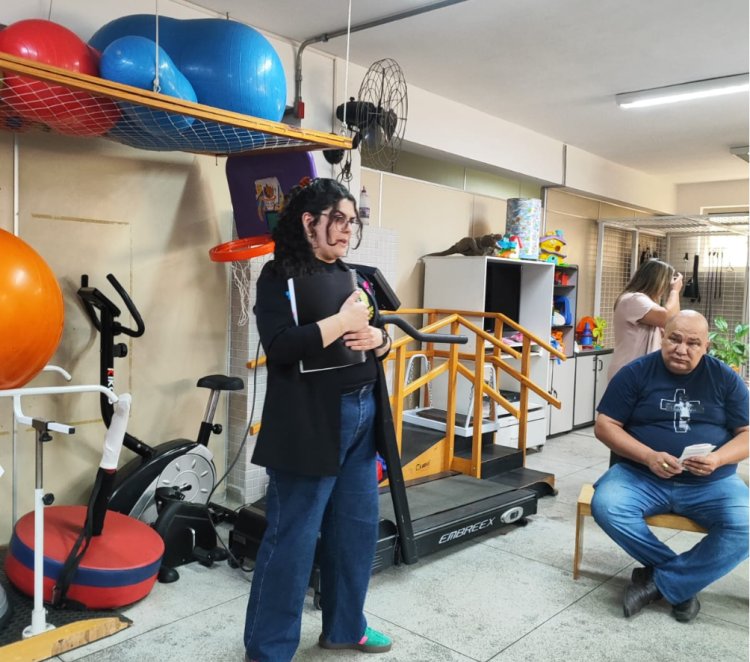 Setor de Saúde da APAE de Mogi promove momento de cuidado e reflexão no Outubro Rosa