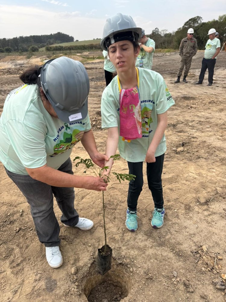 Ação de inclusão na APAE de Iperó