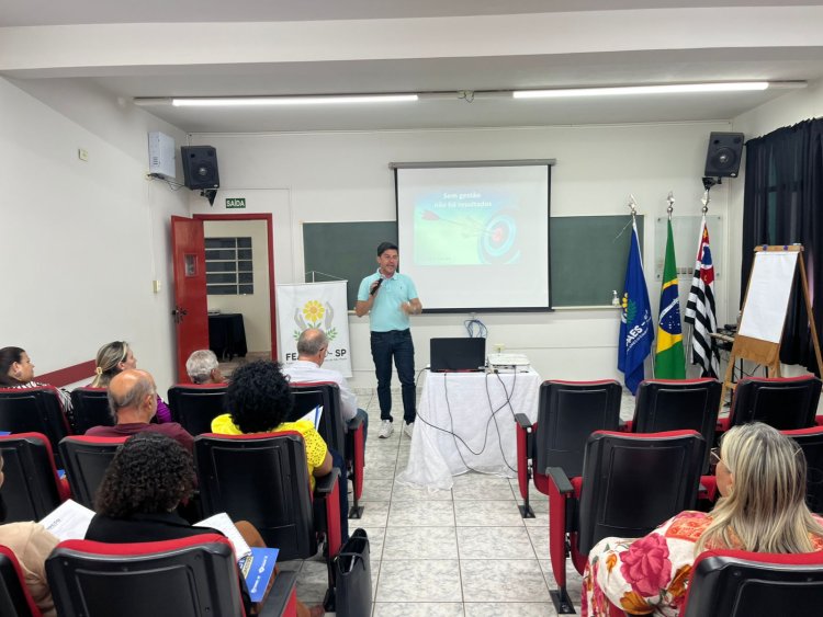 FEAPAES-SP promove CONNECTA GESTÃO E JURÍDICO em Osvaldo Cruz