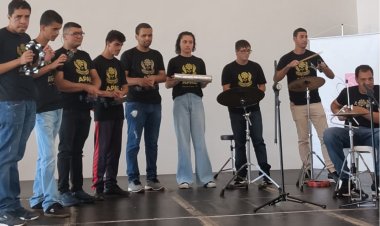 Banda da APAE de Mogi das Cruzes se apresenta na Feira de Artes, Gastronomia & Moda “Tsuneo e Marisa Ikeda”