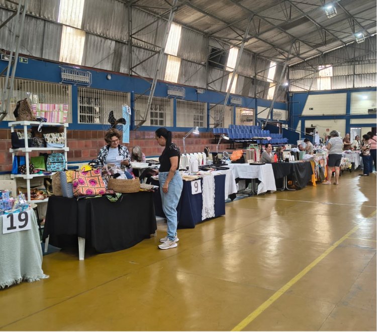 25ª Feira de Artesanato da APAE reúne comunidade e valoriza produção local