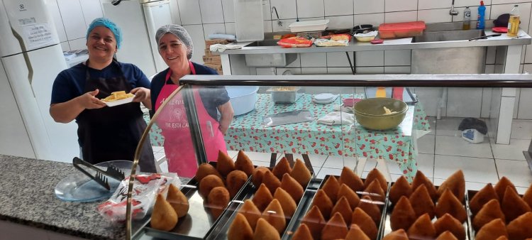 Cinema na Escola na APAE de Angatuba