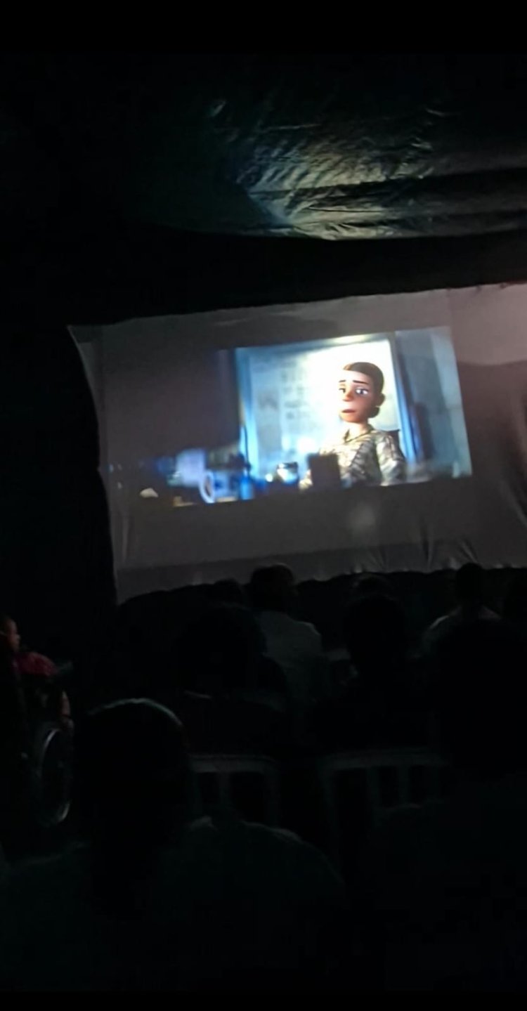 Cinema na Escola na APAE de Angatuba