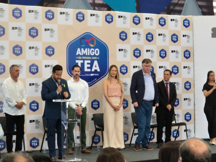 Inclusão reconhecida com excelência: FEAPAES-SP recebe oficialmente Selo Amigo da Pessoa com TEA