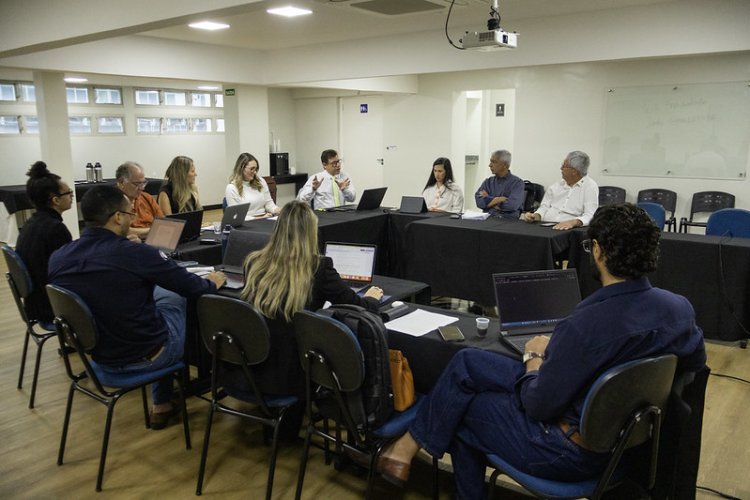 Presidente da FEAPAES-SP participa da Comissão Nacional de Reforma Estatutária da Rede Apae em Brasília