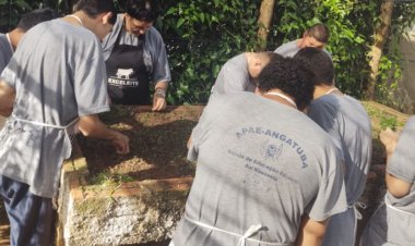APAE de Angatuba - Cuidando da terra