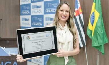 Presidente da FEAPAES-SP, Cristiany de Castro recebe título de Cidadã Francana em reconhecimento à sua trajetória na inclusão