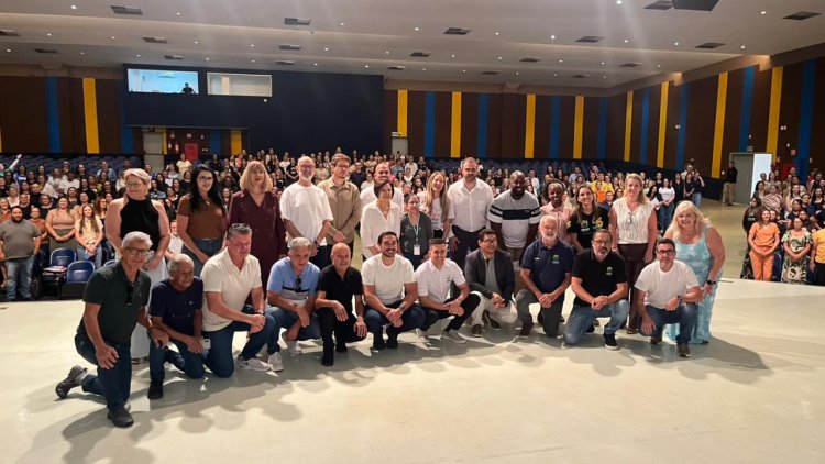 Educação em Pauta marca estreia com grande adesão e debate qualificado