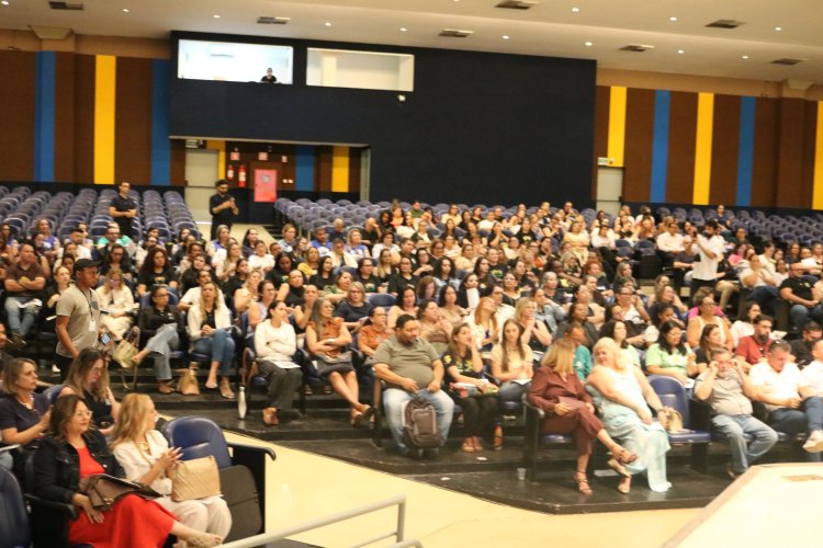 Educação em Pauta marca estreia com grande adesão e debate qualificado