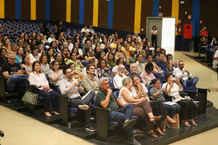 Educação em Pauta marca estreia com grande adesão e debate qualificado