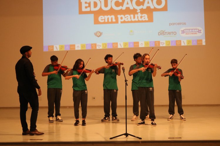 Educação em Pauta marca estreia com grande adesão e debate qualificado